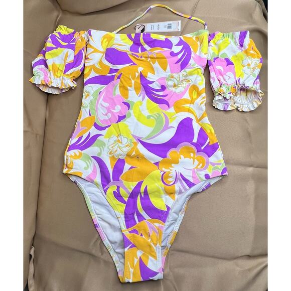 BCBGeneration Give It A Swirl Off the Shoulder One Piece Suit XS - Picture 3 of 4